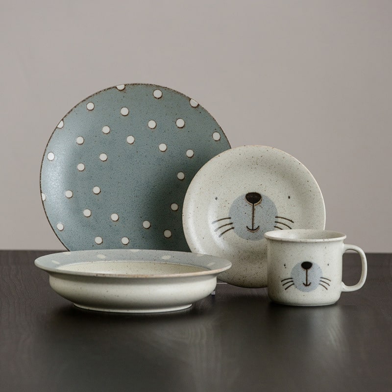 Japanese Mino-yaki stoneware set with cute animal motifs.