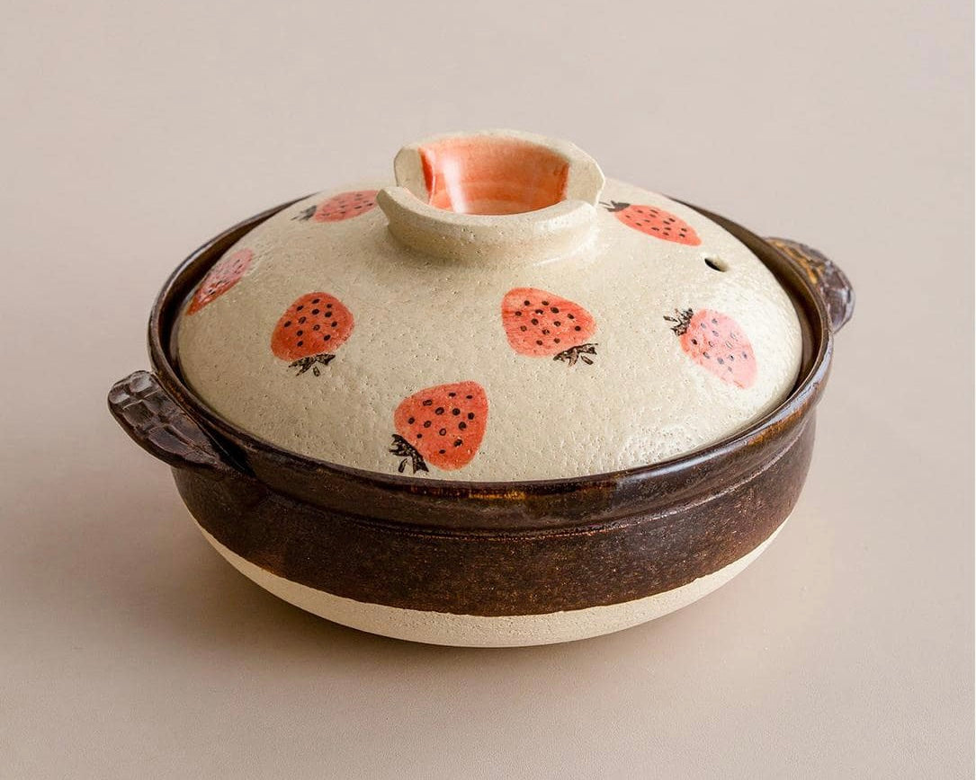 Cozy Stoneware to Make Your Winter Warm and Bright