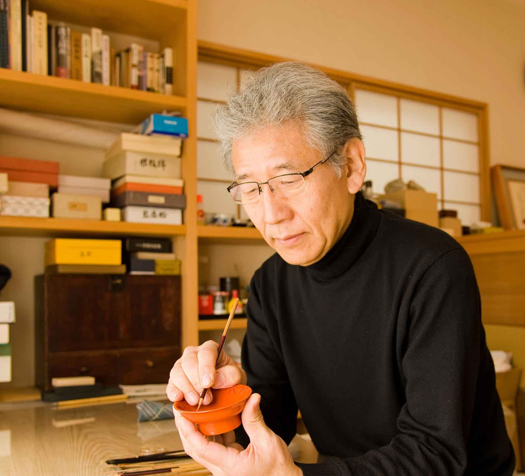 Unveiling the Artistry of Taka Maki-e: An Interview with Kazumi Murose, Master of Lacquerware