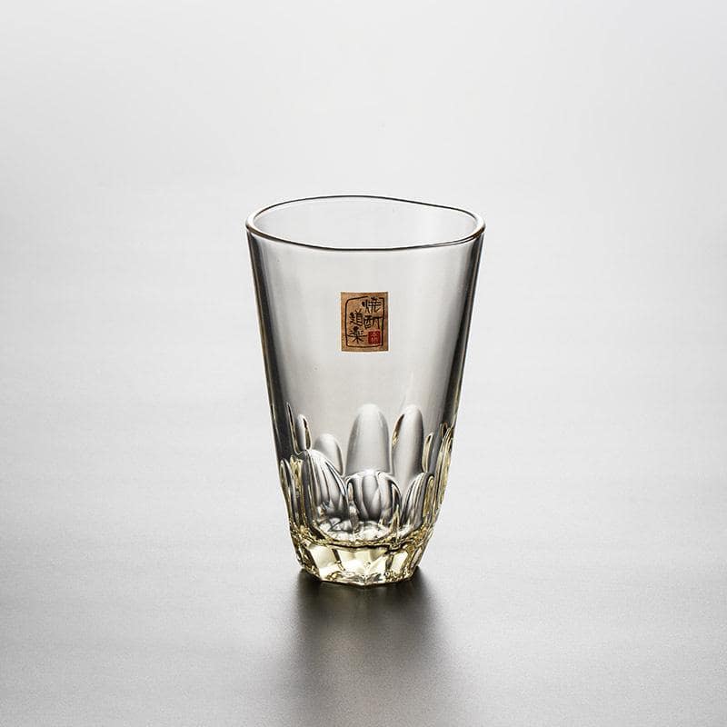 Toyo Sasaki Xishi glass with ergonomic design and durability