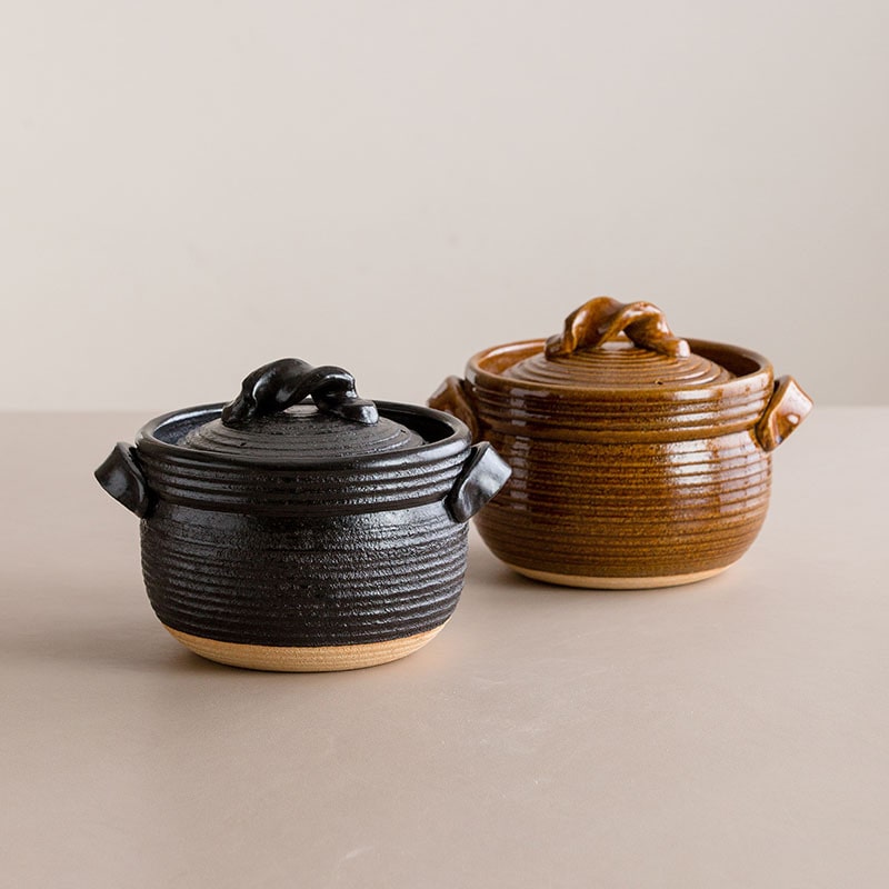 Shinraku-yaki double-ear Japanese ceramic soup pot in brown and black