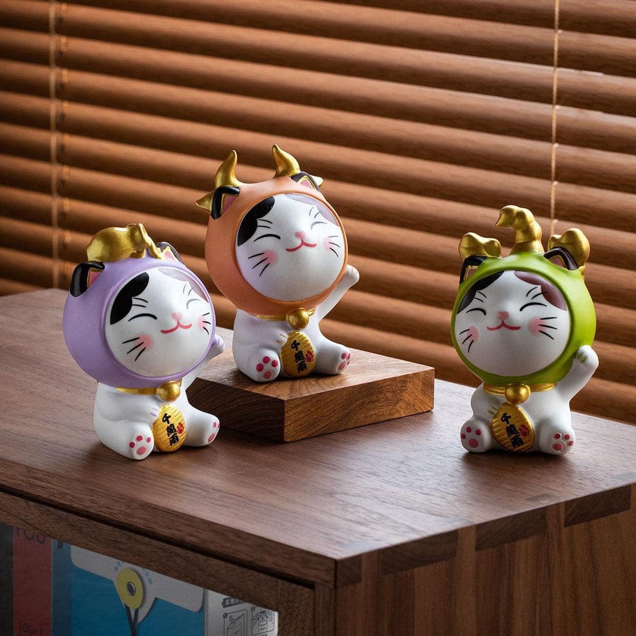 Hand-painted resin lucky cats for astrology lovers