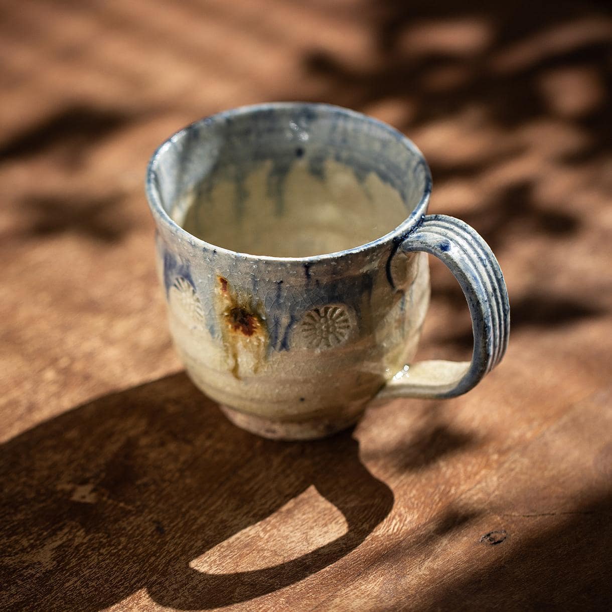 Durable ceramic coffee cups with ergonomic handles