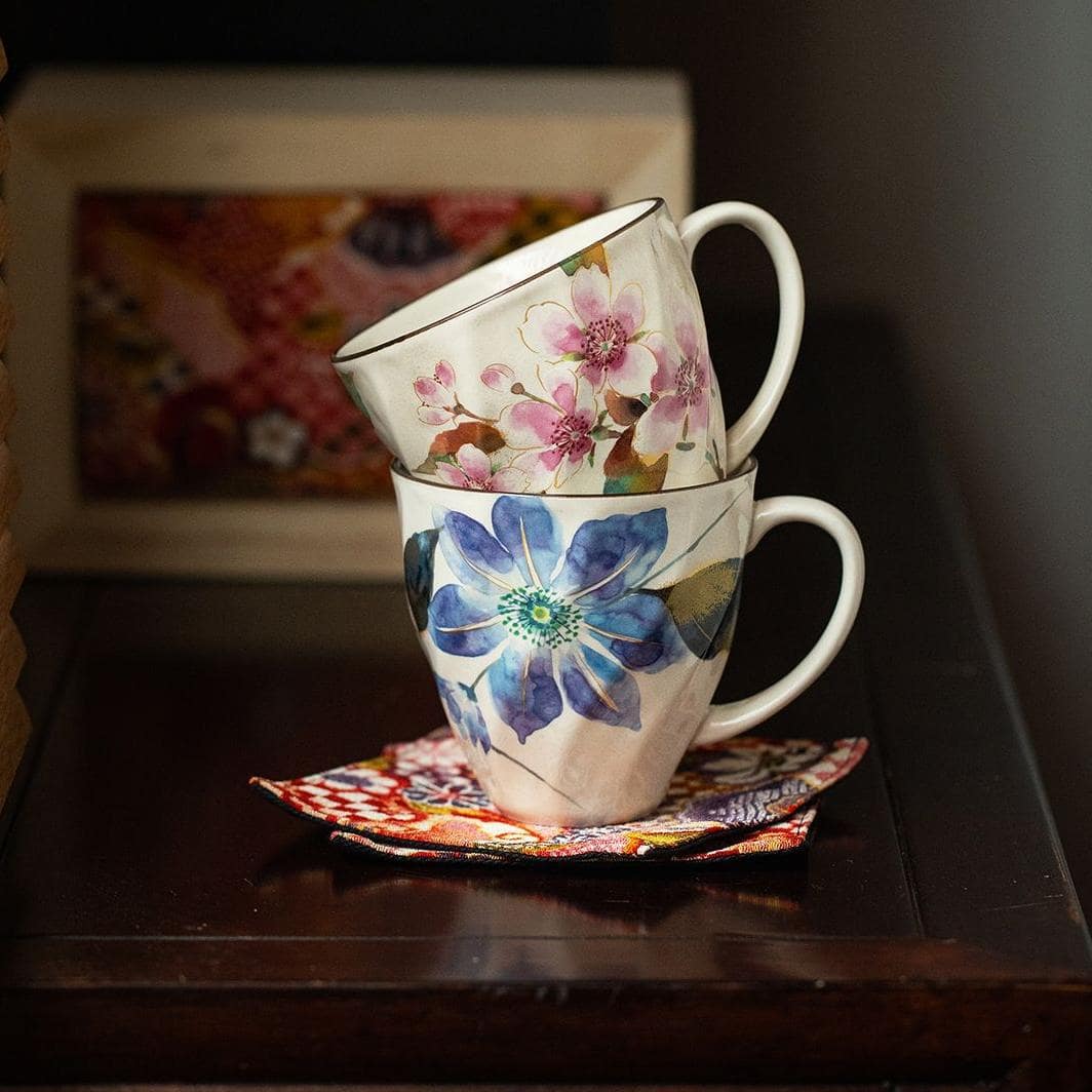 Teacup gift set with coasters and wooden packaging