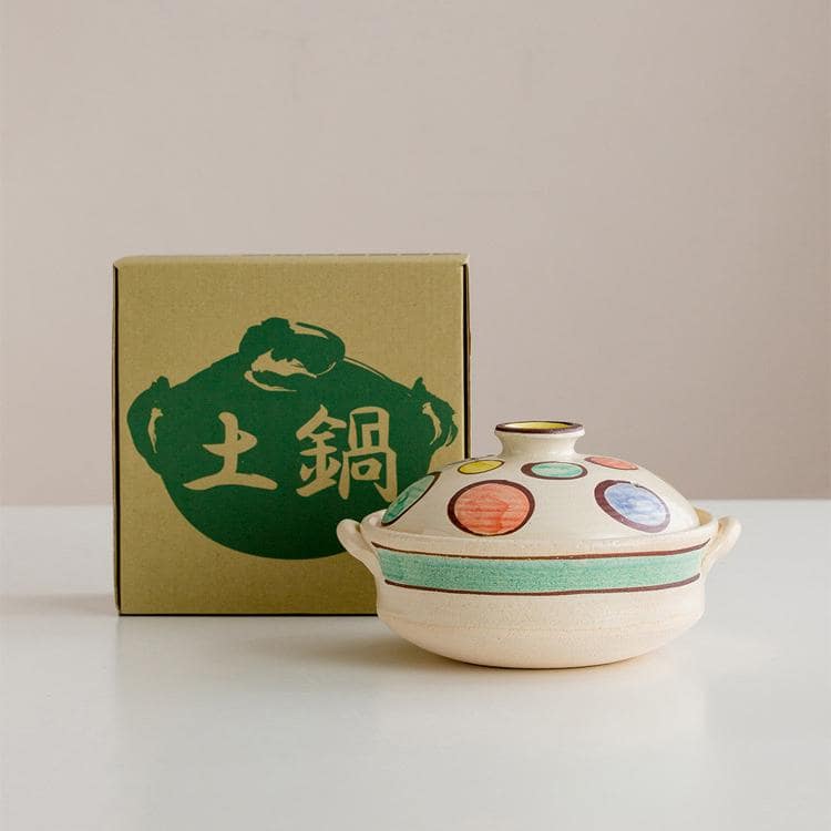 Vibrant Japanese-style pot perfect for family meals