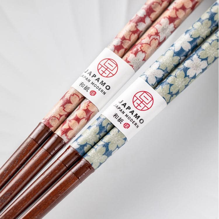 Handmade Ishida chopsticks with cherry blossom design