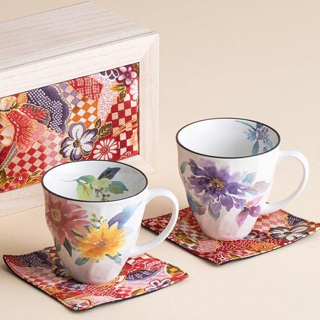 Japanese floral porcelain teacups with wooden box