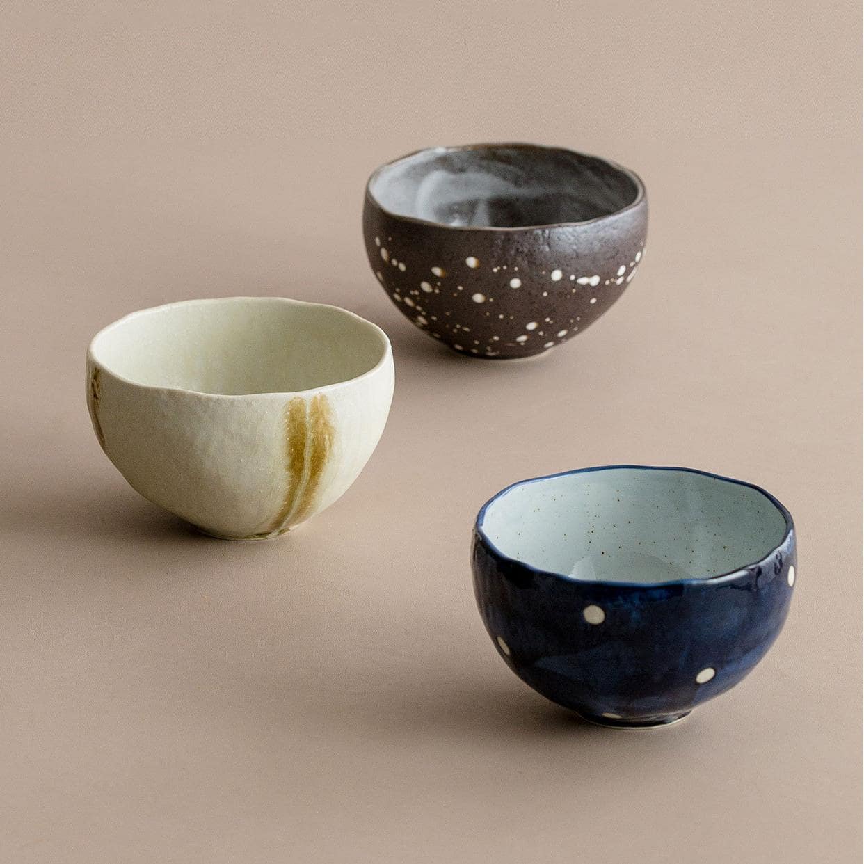 Organic texture ceramic bowl for elegant dining.