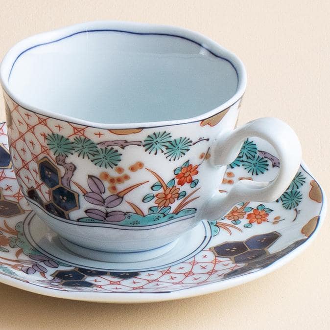 Luxurious Japanese teacup ideal for gifting or daily use