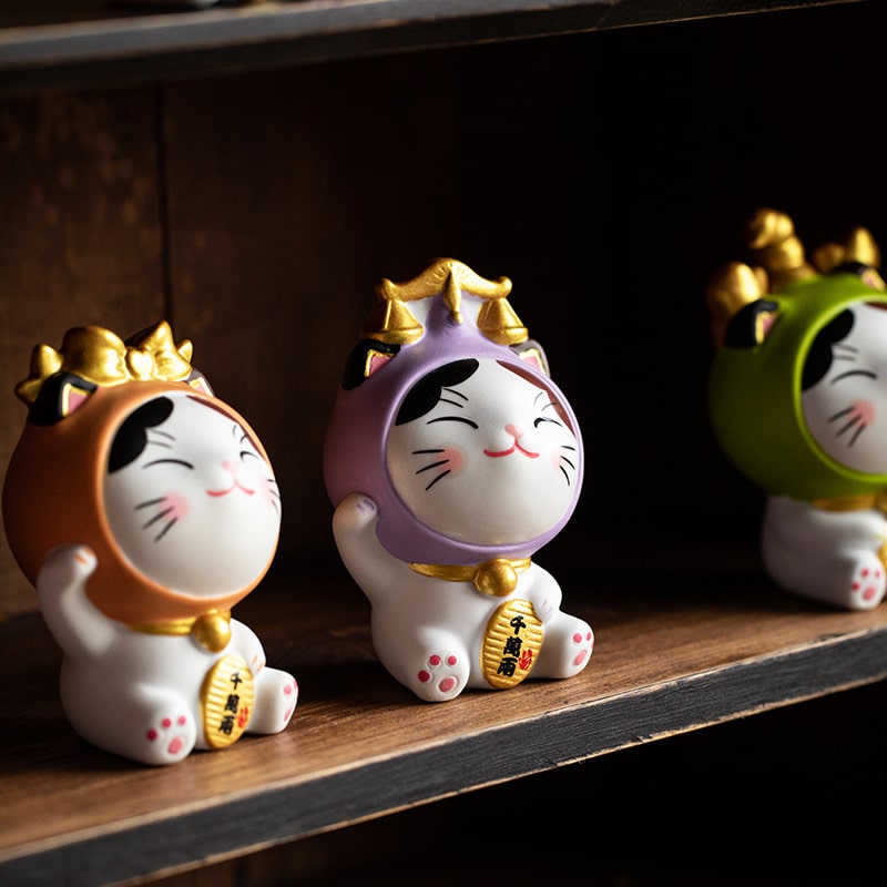 Zodiac lucky cat ornaments with golden crowns and gift box