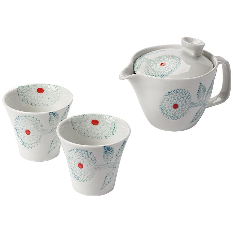 Durable and lightweight Japanese-style tea set.