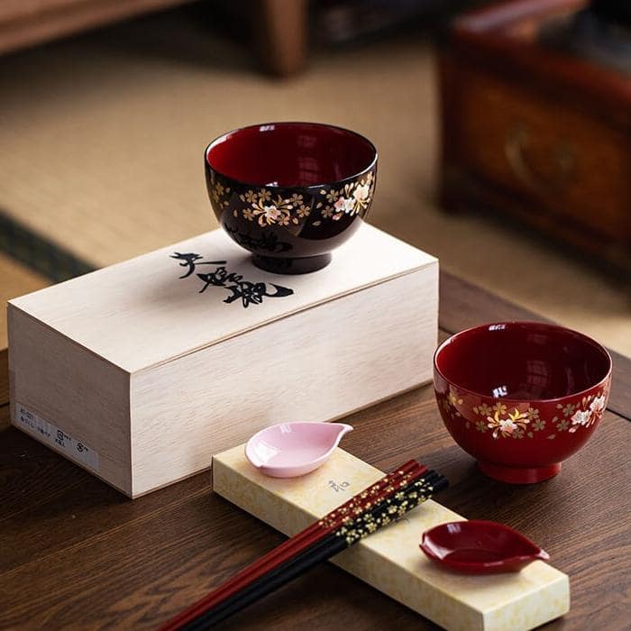 Elegant wedding gift set with bowls and chopsticks