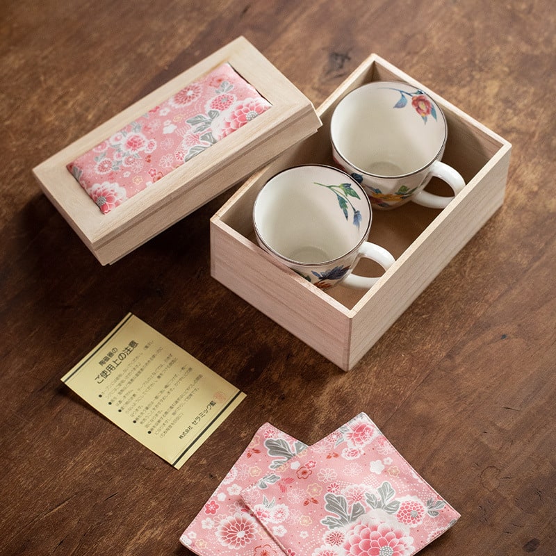 Teacup gift set with coasters and wooden packaging