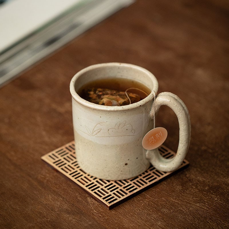 Set of Japanese Wan Gu Yao ceramic water cups.