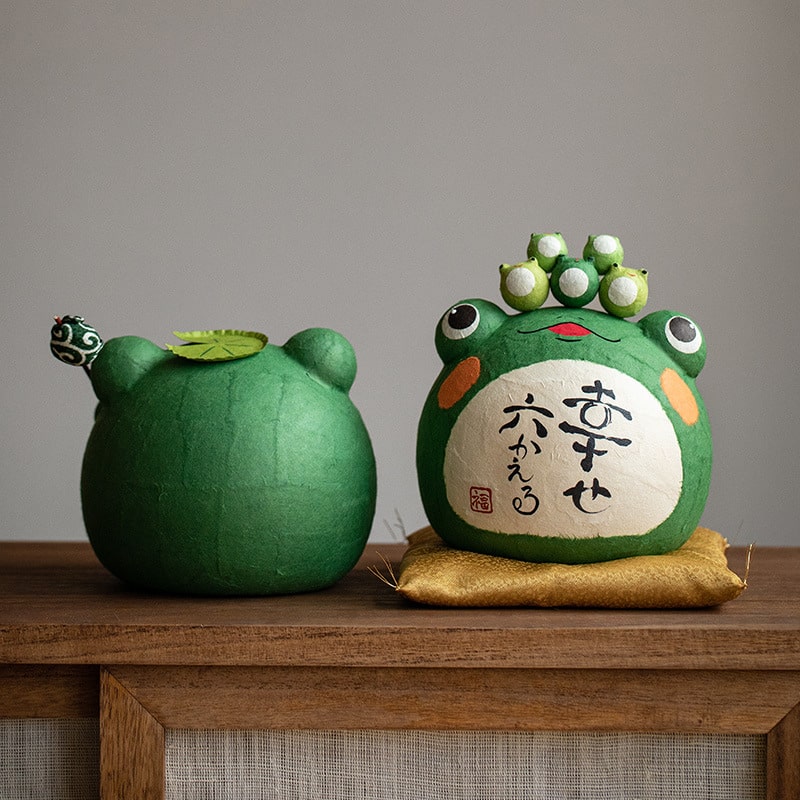 Pair of symbolic Japanese Peace Frog decorations for desk or shelf.