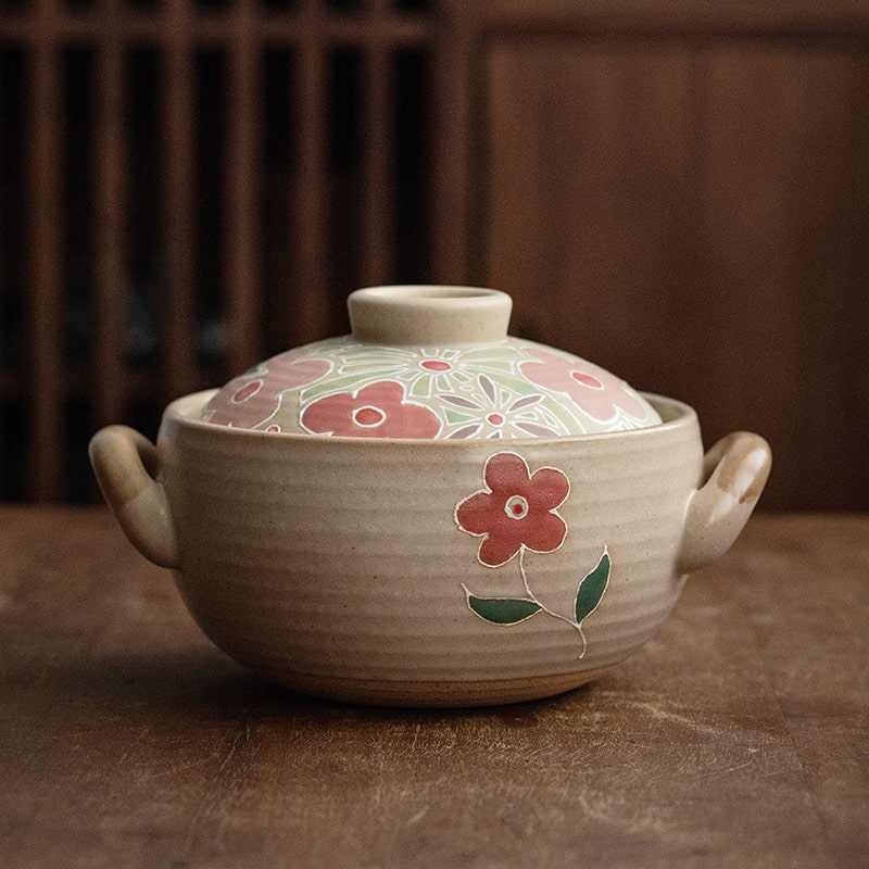 Handcrafted casserole pot with lid and charming design