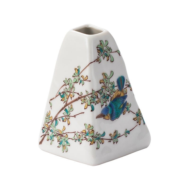 Compact ceramic vase for fresh or dried flowers in Japanese art style