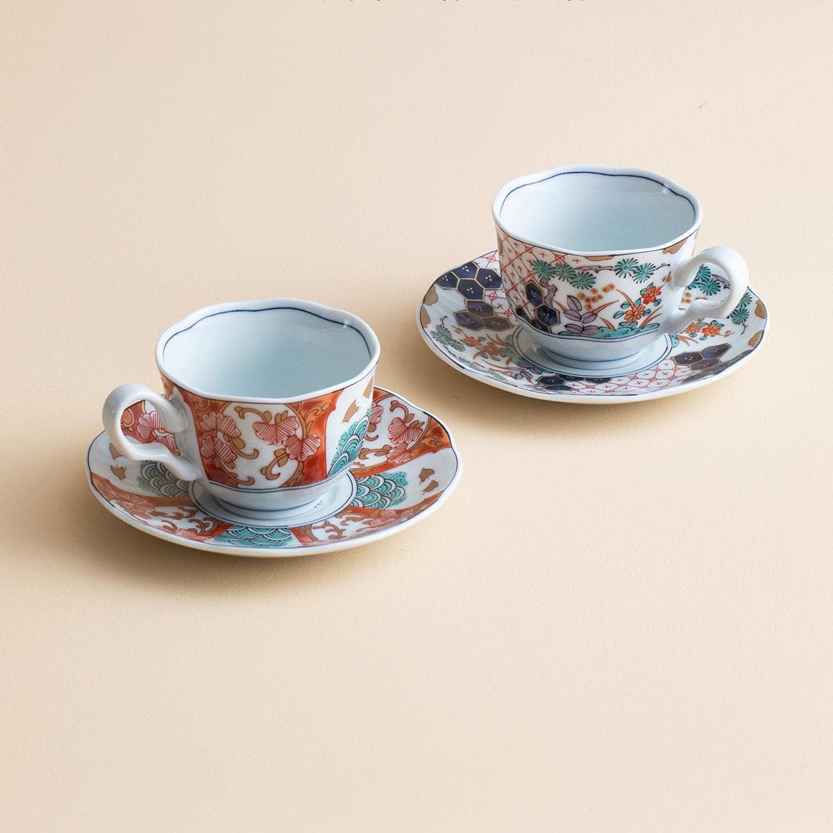 Luxurious Japanese teacup ideal for gifting or daily use