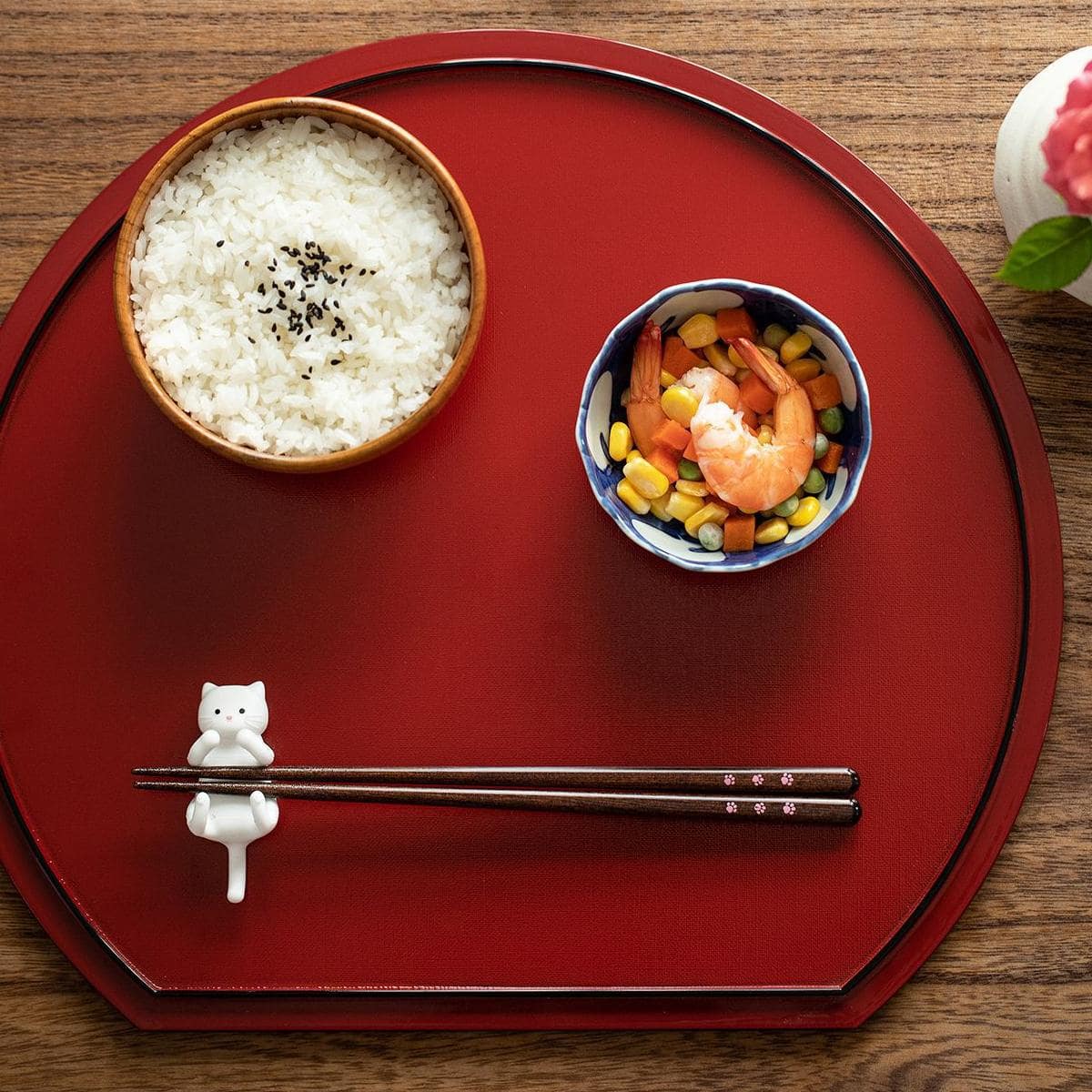 Cute and playful chopstick designs for cat enthusiasts