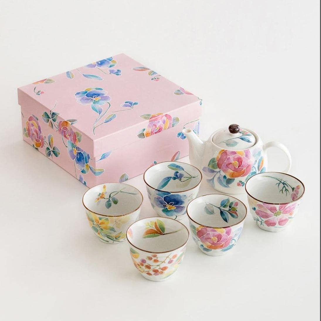 Floral ceramic teapot set in pink gift box with matching cups