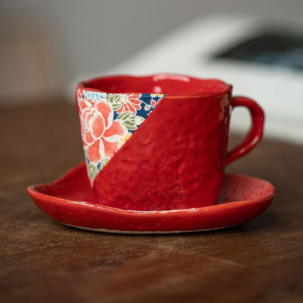 Light luxury ceramic coffee cup with matching saucer