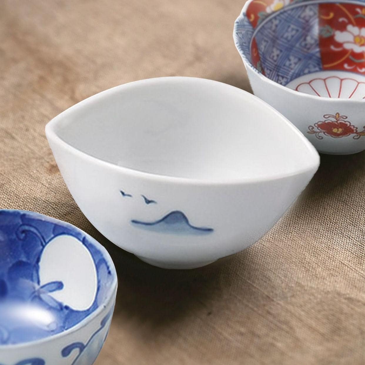 Close-up of a red and blue patterned Hasami-yaki bowl