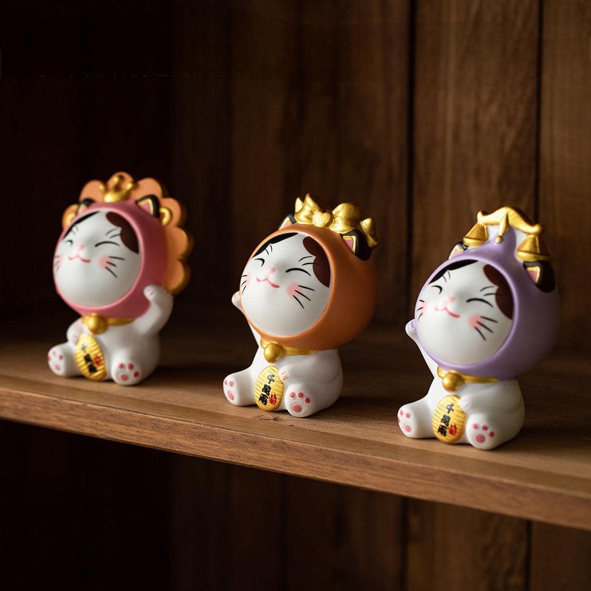 Zodiac lucky cat ornaments with golden crowns and gift box