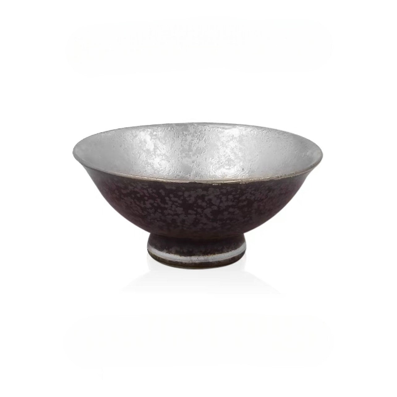 Single sake cup with shimmering silver finish on a neutral background.
