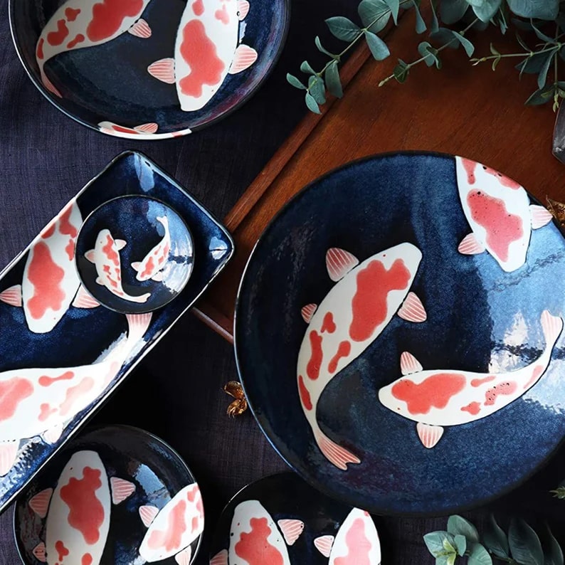 AWASAKA Japanese Koi Fish bowl with hand-painted design.
